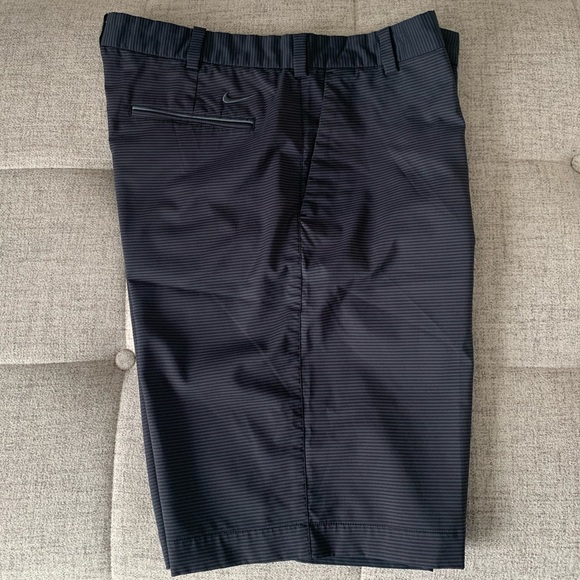 Nike Dri-Fit Golf Shorts 34x11 - Picture 1 of 5